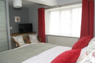 bedroom-tv